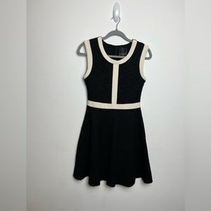 McGinn Sleeveless Texture Dress Size M/L